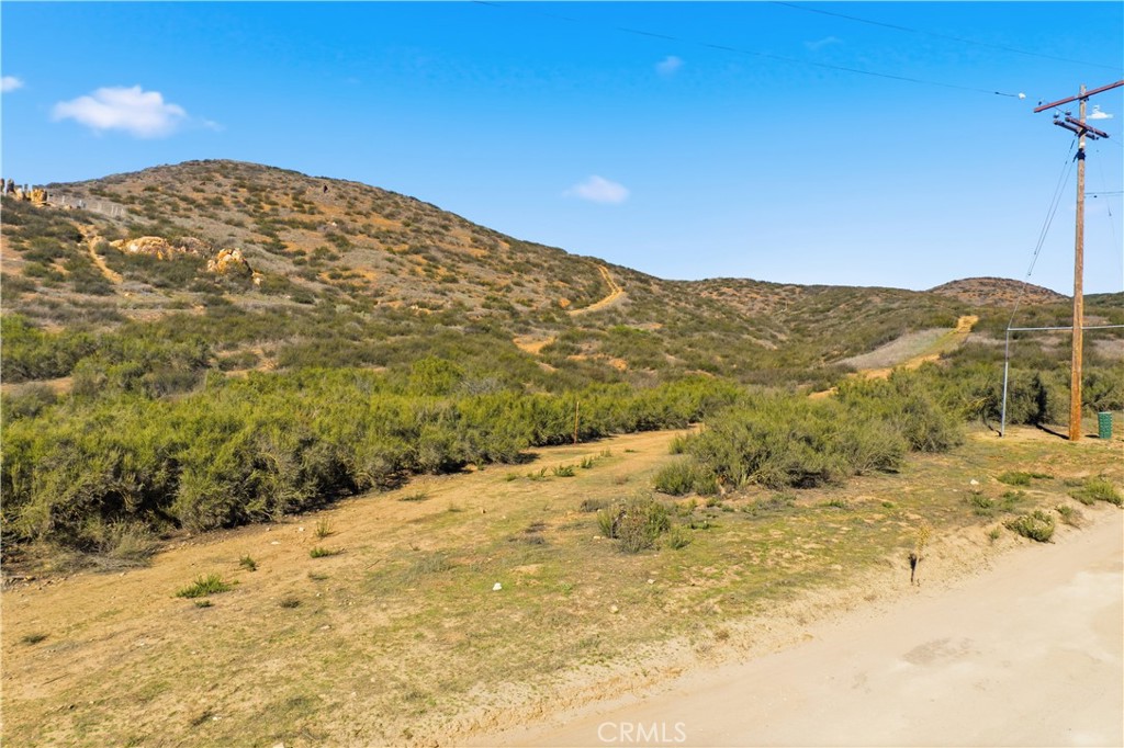 33850 Stage Road Temecula, CA 92592 - Photo 12 of 13 a view of a snow on the beach