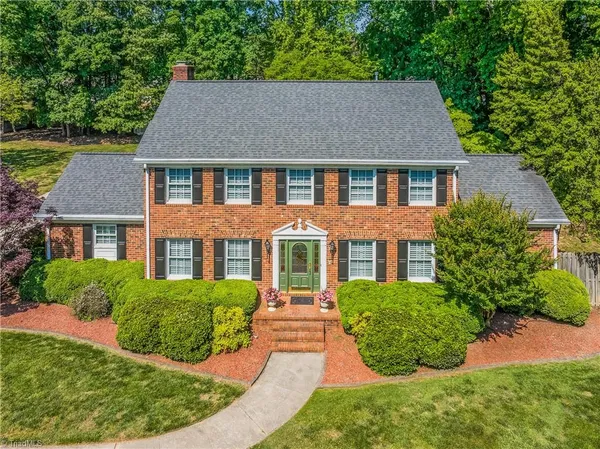 $687,500 | 3811 Langdale Drive, High Point, NC 27265