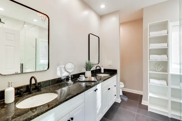 $1,049,000 | 2619 North Wildwood Lane, Deerfield, IL 60015