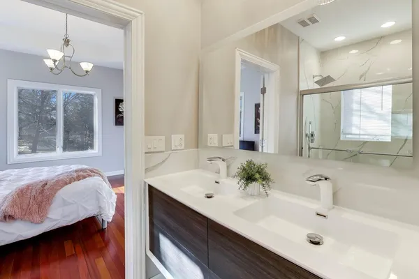 $1,049,000 | 2619 North Wildwood Lane, Deerfield, IL 60015