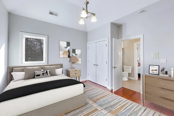 $1,049,000 | 2619 North Wildwood Lane, Deerfield, IL 60015