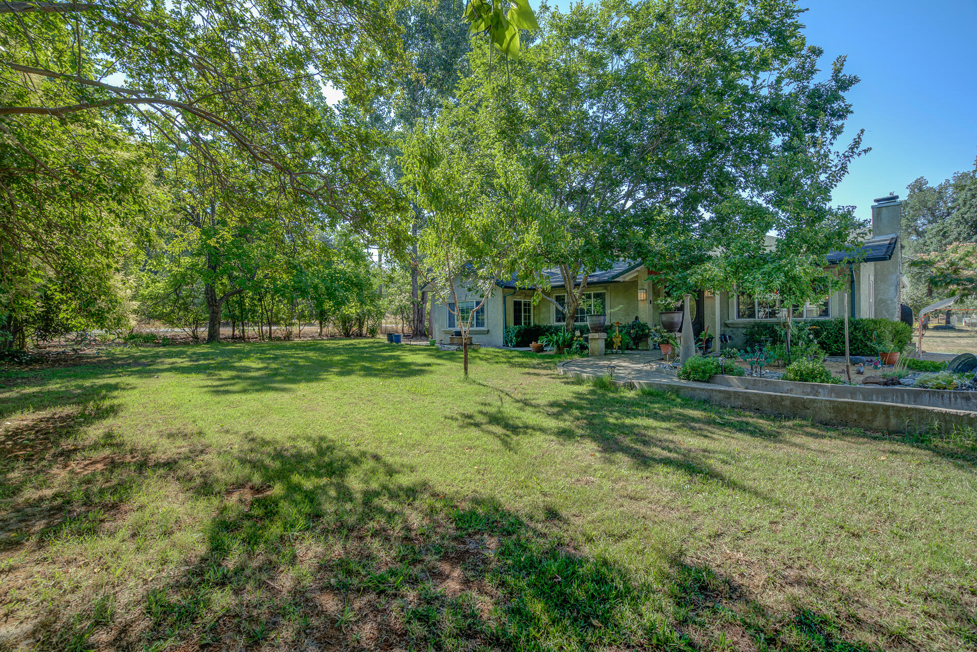 19947 Union School Road Redding, CA 96003 - Photo 42 of 50 Country Setting