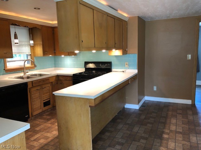 8580 Webster Road Strongsville, OH 44136 - Photo 6 of 24