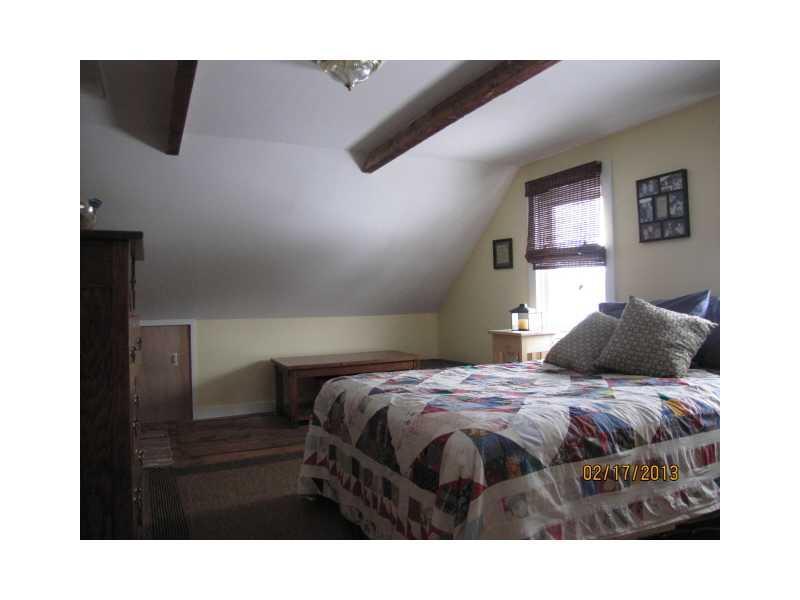527 River Road Cushing, ME 04563 - Photo 29 of 35 Bedroom.