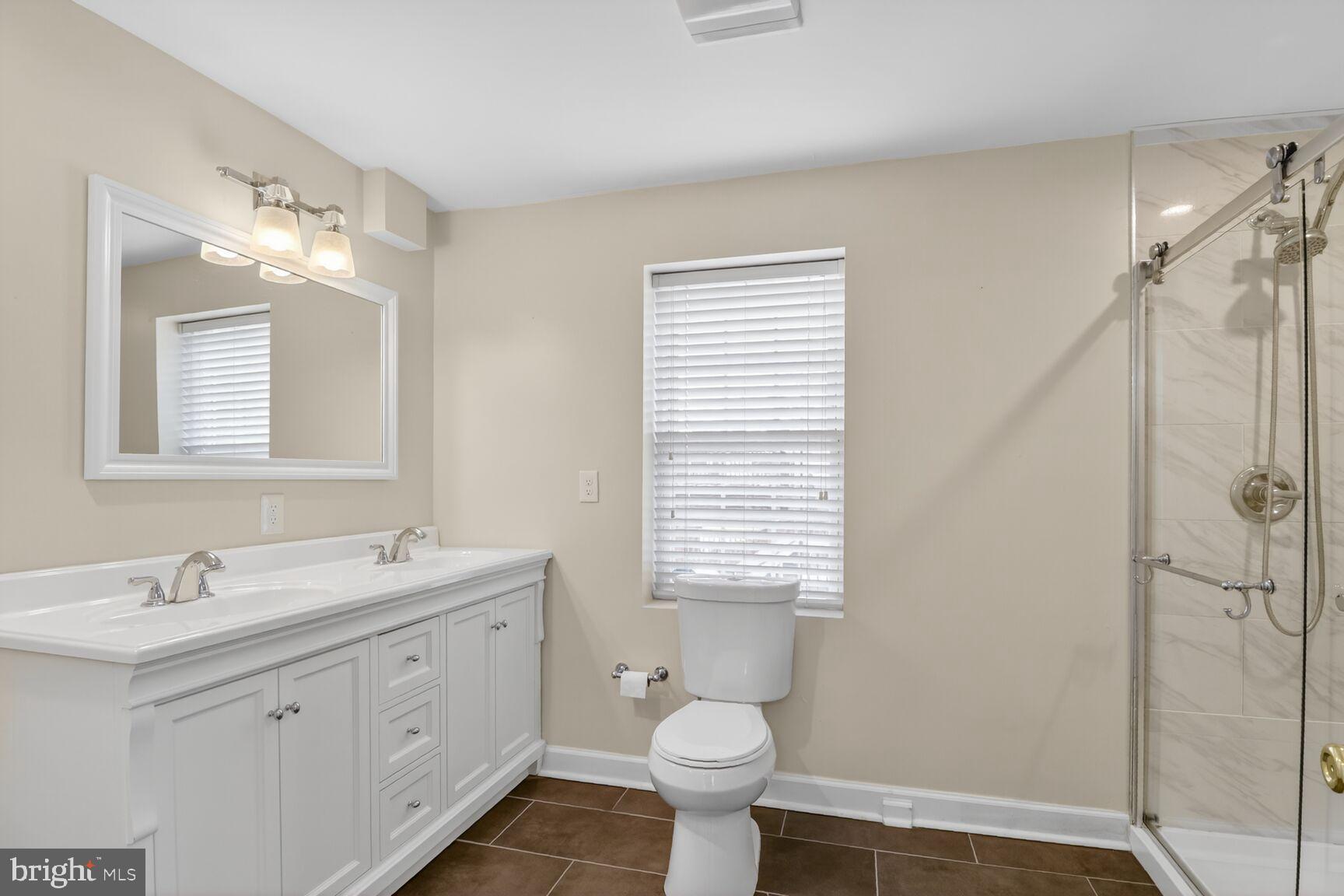 1600 Jackson Street Baltimore, MD 21230 - Photo 21 of 43 Primary Bathroom