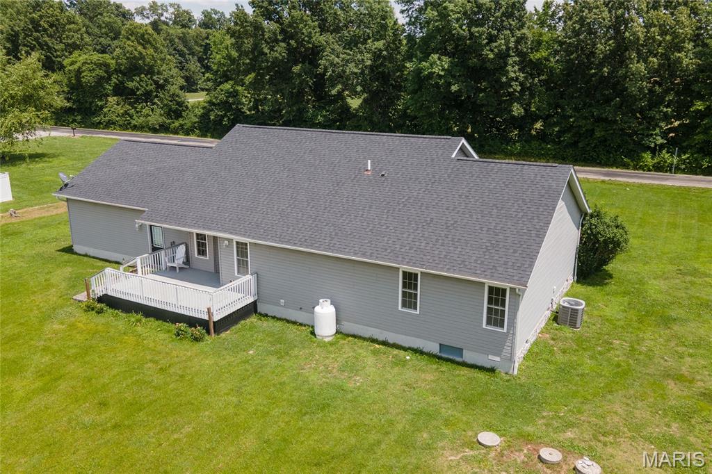 12063 Strawberry Road Carbondale, IL 62901 - Photo 31 of 36
