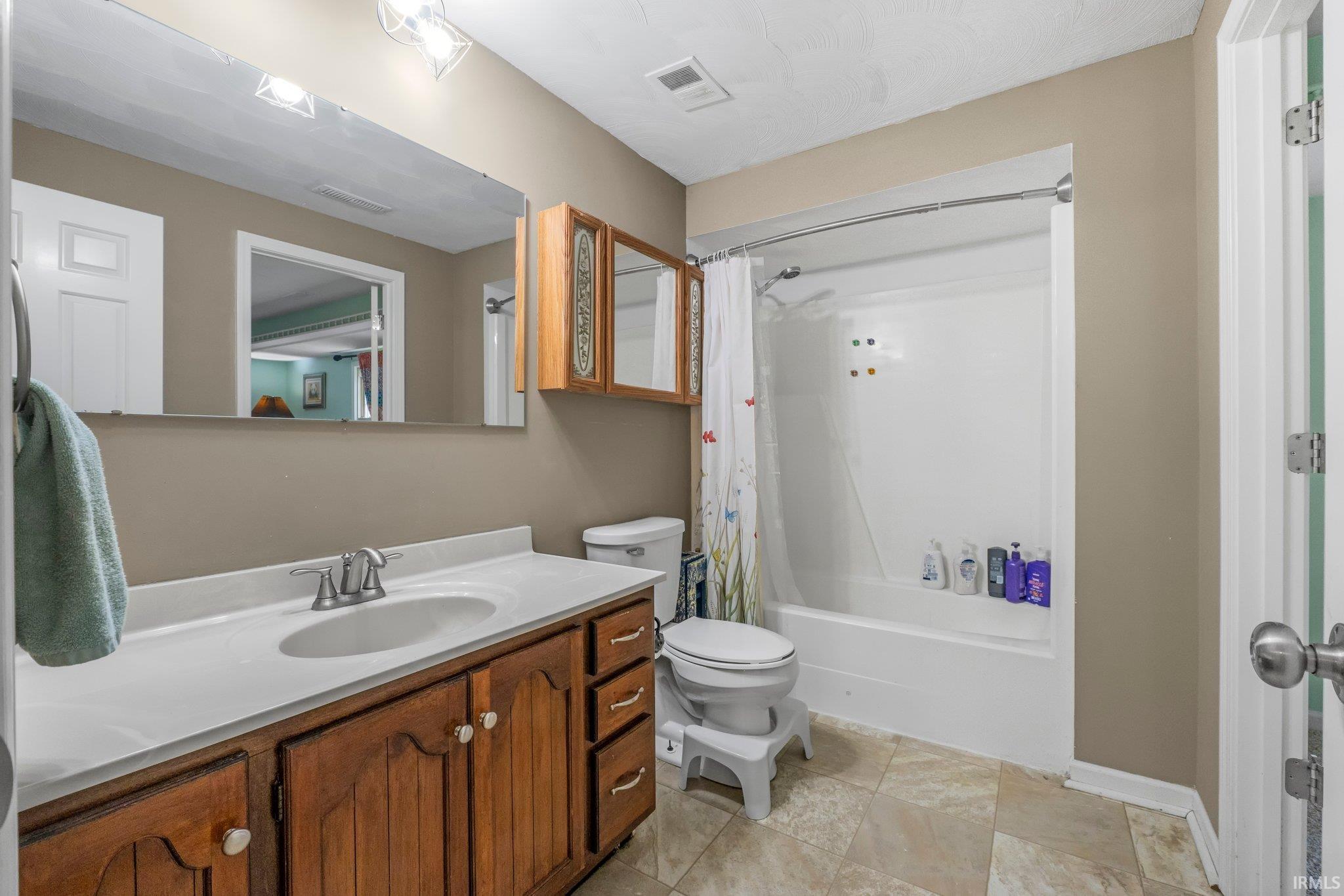 9230 Liberty Mills Road Fort Wayne, IN 46804 - Photo 14 of 22 Gallery Image 14