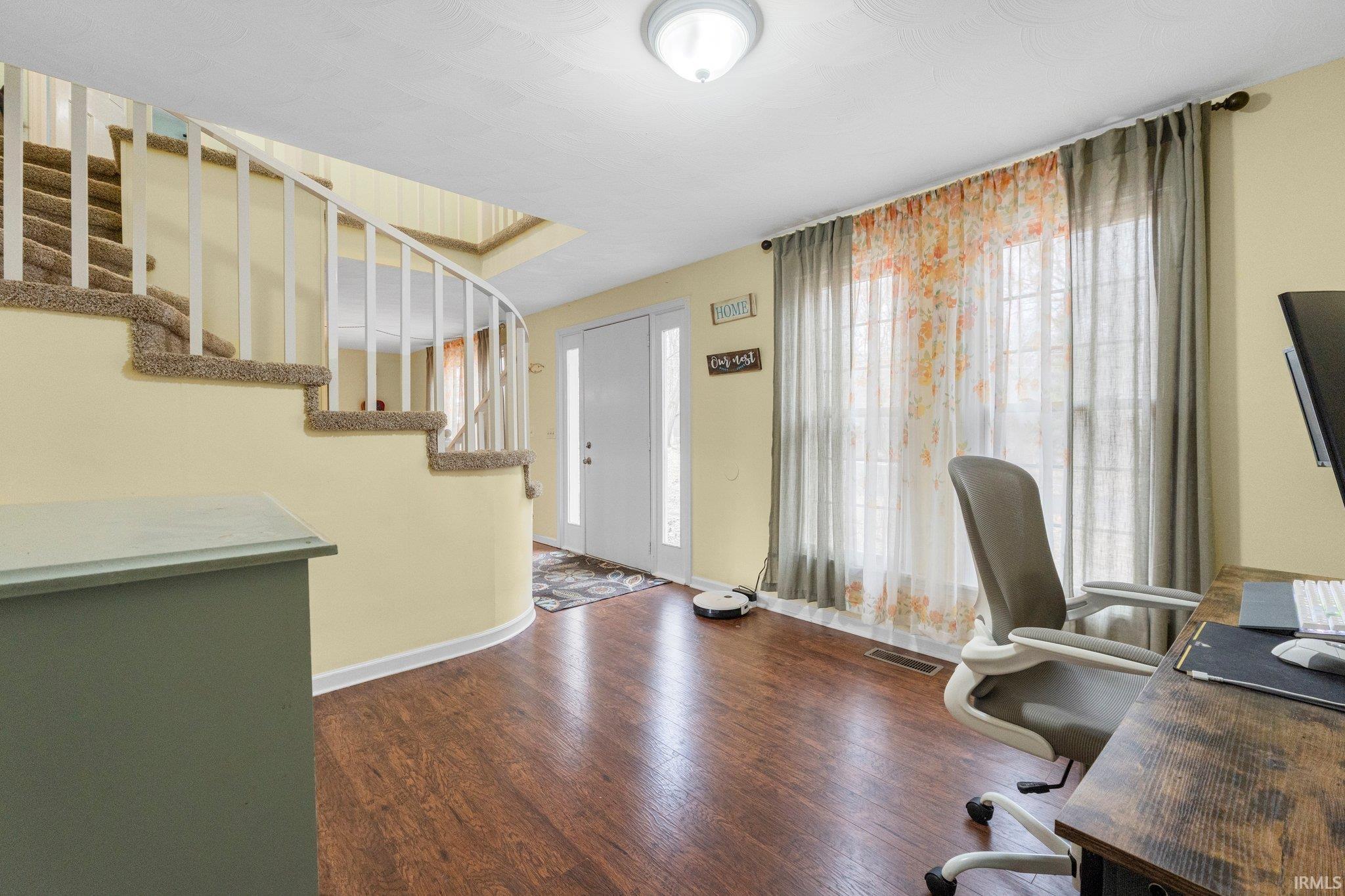 9230 Liberty Mills Road Fort Wayne, IN 46804 - Photo 4 of 22 Gallery Image 4