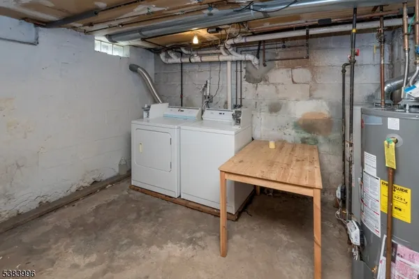 $2,400 | 207 North Fullerton Avenue, Unit 1, Montclair, NJ 07042