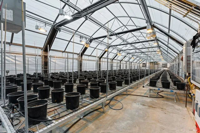 $1,885,000 | Undisclosed Address, Willits, CA 95490