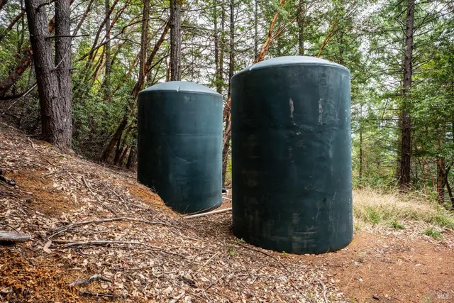 $1,885,000 | Undisclosed Address, Willits, CA 95490