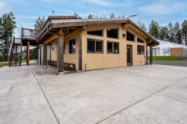 $1,885,000 | Undisclosed Address, Willits, CA 95490