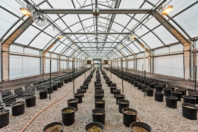 $1,885,000 | Undisclosed Address, Willits, CA 95490