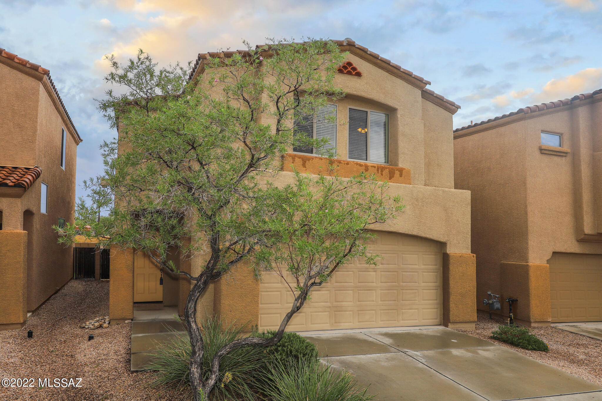 5566 North Morning Spring Avenue Tucson, AZ 85741 - Photo 2 of 30