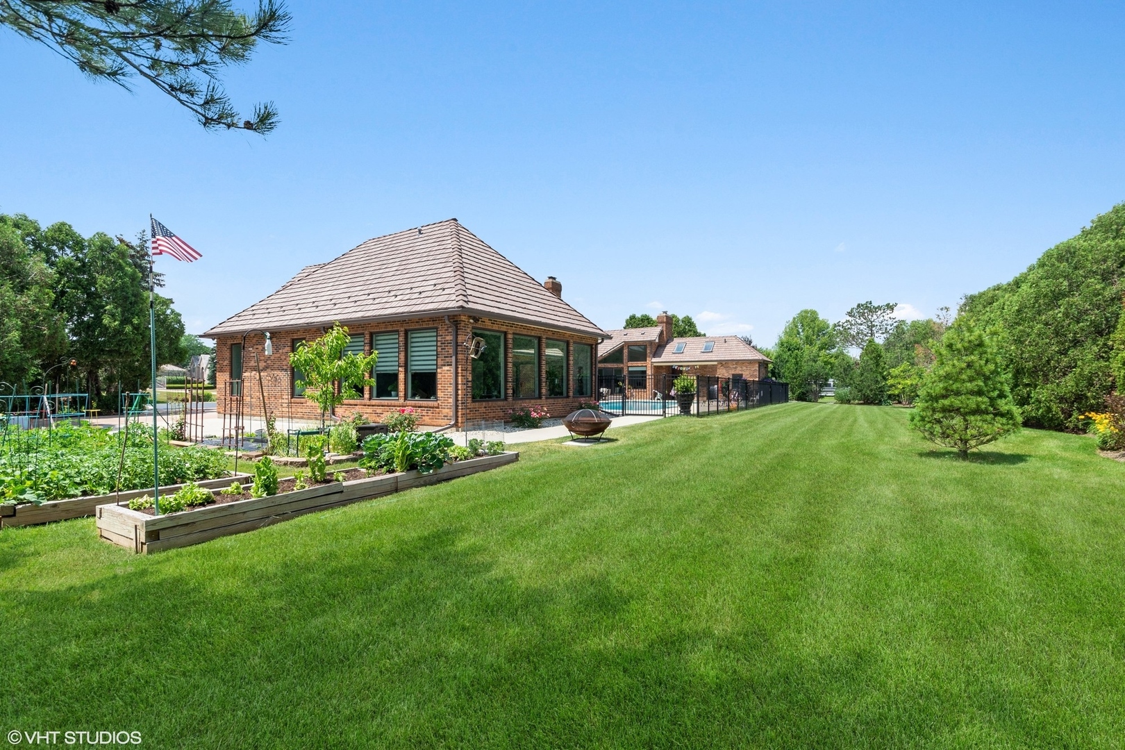 1565 MacAlpin Circle Inverness, IL 60010 - Photo 14 of 81 Gallery Image 14