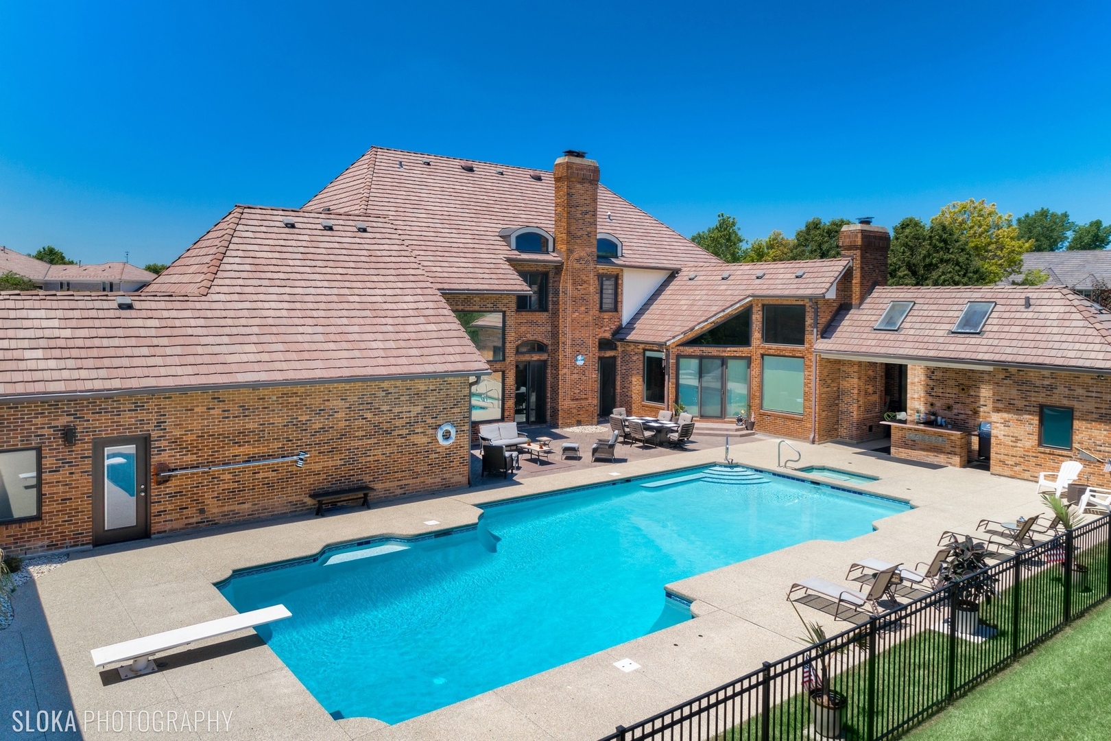 1565 MacAlpin Circle Inverness, IL 60010 - Photo 5 of 81 Gallery Image 5