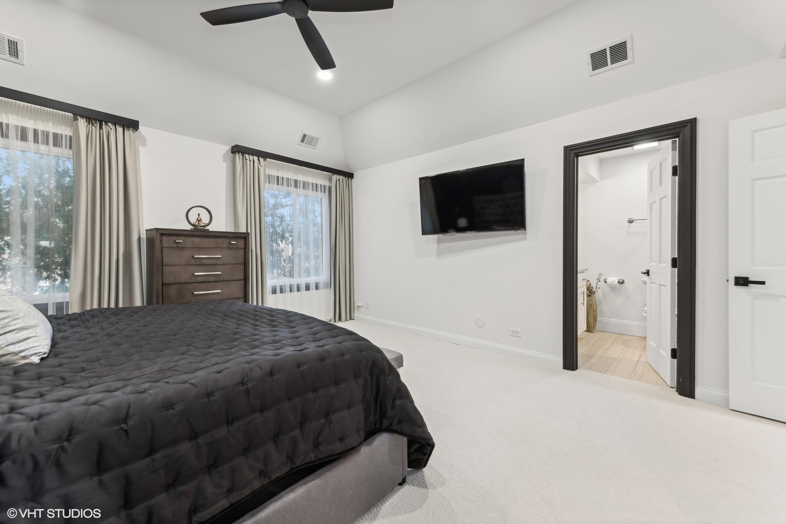 1565 MacAlpin Circle Inverness, IL 60010 - Photo 54 of 81 Gallery Image 54