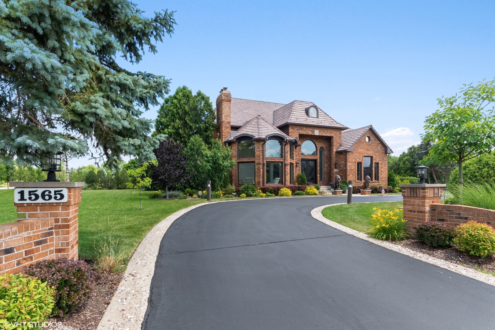 1565 MacAlpin Circle Inverness, IL 60010 - Photo 6 of 81 Gallery Image 6