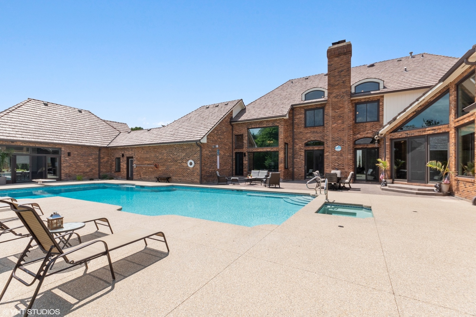 1565 MacAlpin Circle Inverness, IL 60010 - Photo 8 of 81 Gallery Image 8