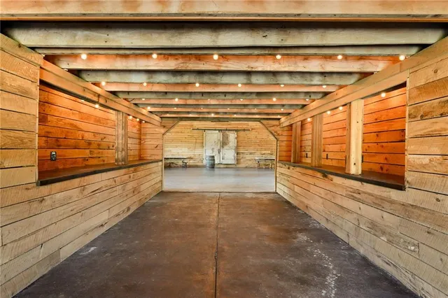 $1,900,000 | 2105 Northeast 315 Pvt Road, Osceola, MO 64776