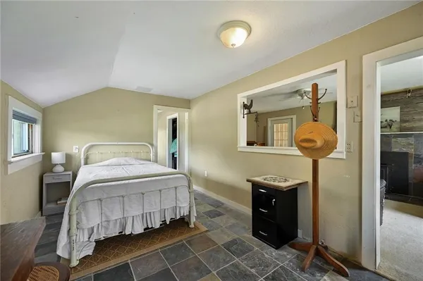 $1,900,000 | 2105 Northeast 315 Pvt Road, Osceola, MO 64776
