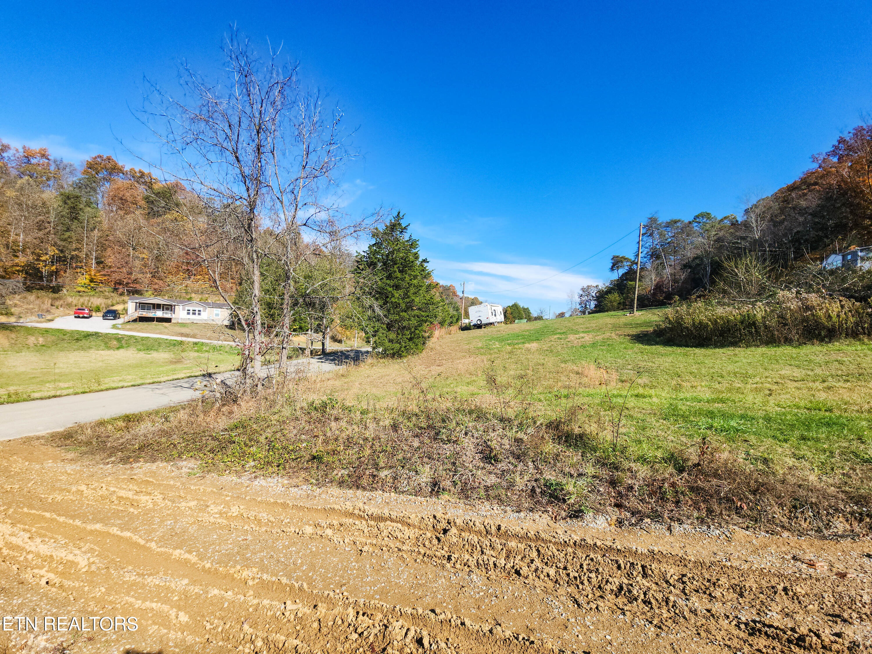 738-742 Archer Road Luttrell, TN 37779 - Photo 8 of 16 archer rd2