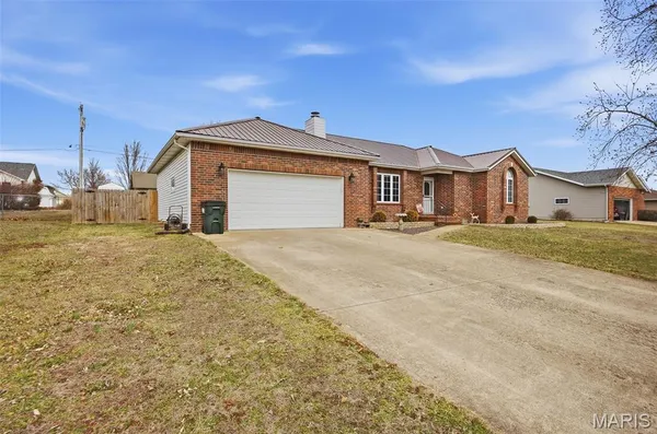 $274,900 | 313 Tulane Street, Lebanon, MO 65536