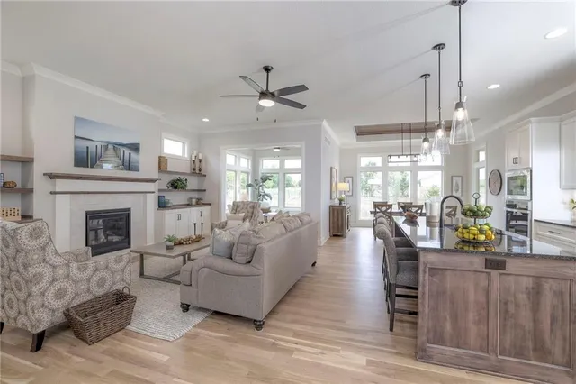 $825,000 | 13812 Quigley Street, Overland Park, KS 66221