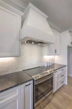 $845,000 | 13812 Quigley Street, Overland Park, KS 66221