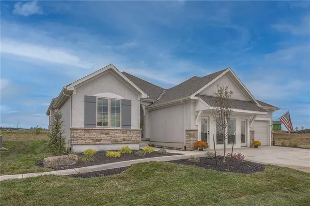 $825,000 | 13812 Quigley Street, Overland Park, KS 66221