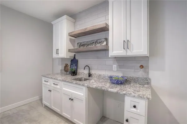 $845,000 | 13812 Quigley Street, Overland Park, KS 66221