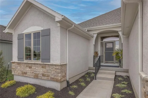 $845,000 | 13812 Quigley Street, Overland Park, KS 66221