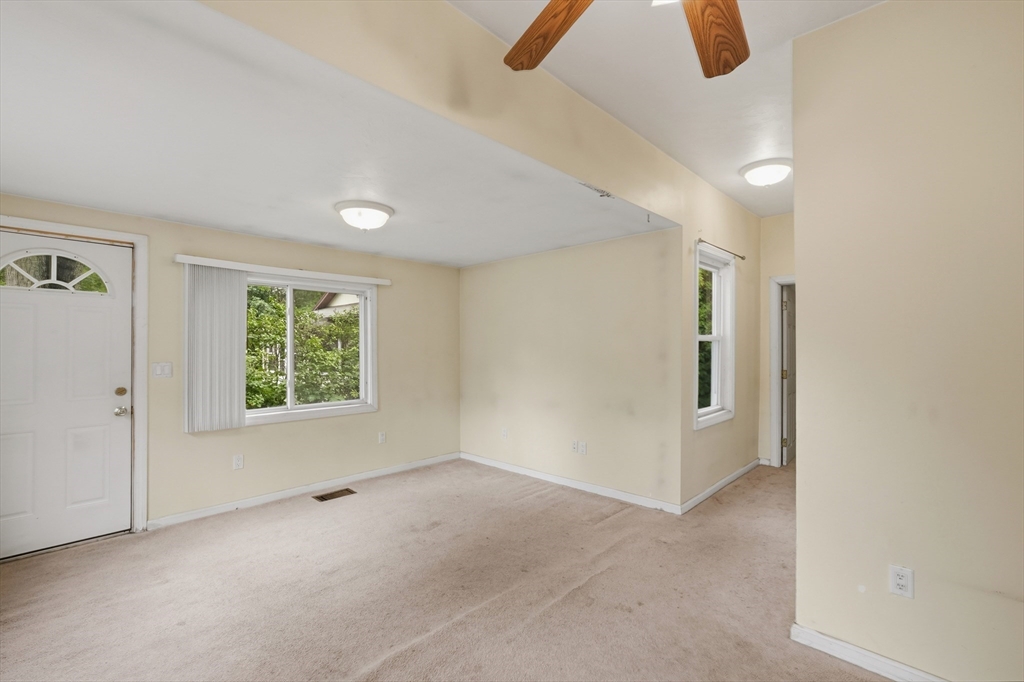 53 Water Street Gardner, MA 01440 - Photo 11 of 31