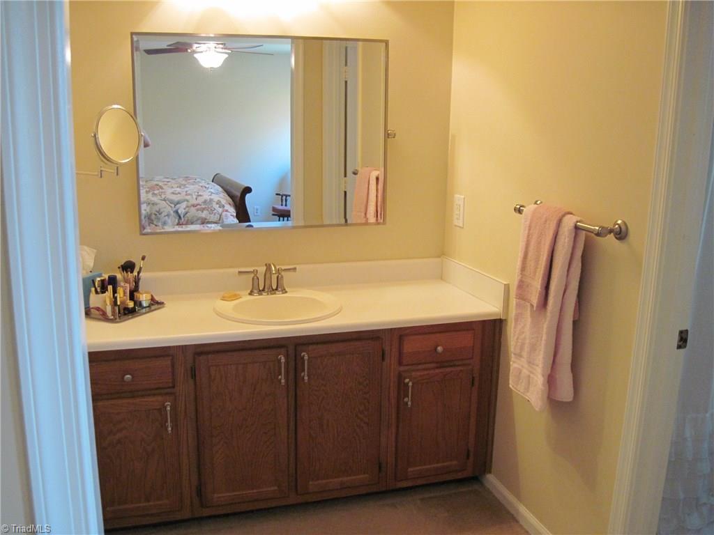 2109 Acorn Ridge Road Greensboro, NC 27407 - Photo 17 of 20 Gallery Image 17