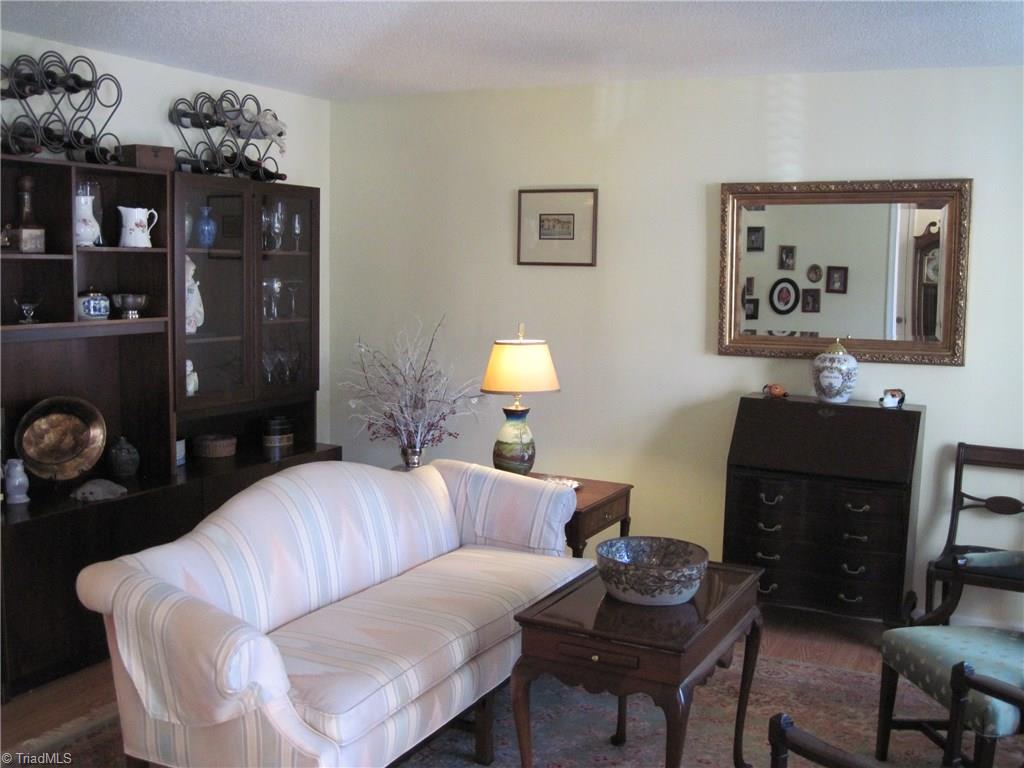 2109 Acorn Ridge Road Greensboro, NC 27407 - Photo 9 of 20 Gallery Image 9