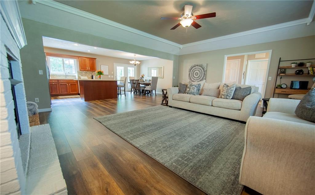 961 West Barouche Pendleton, IN 46064 - Photo 5 of 33 Gallery Image 5