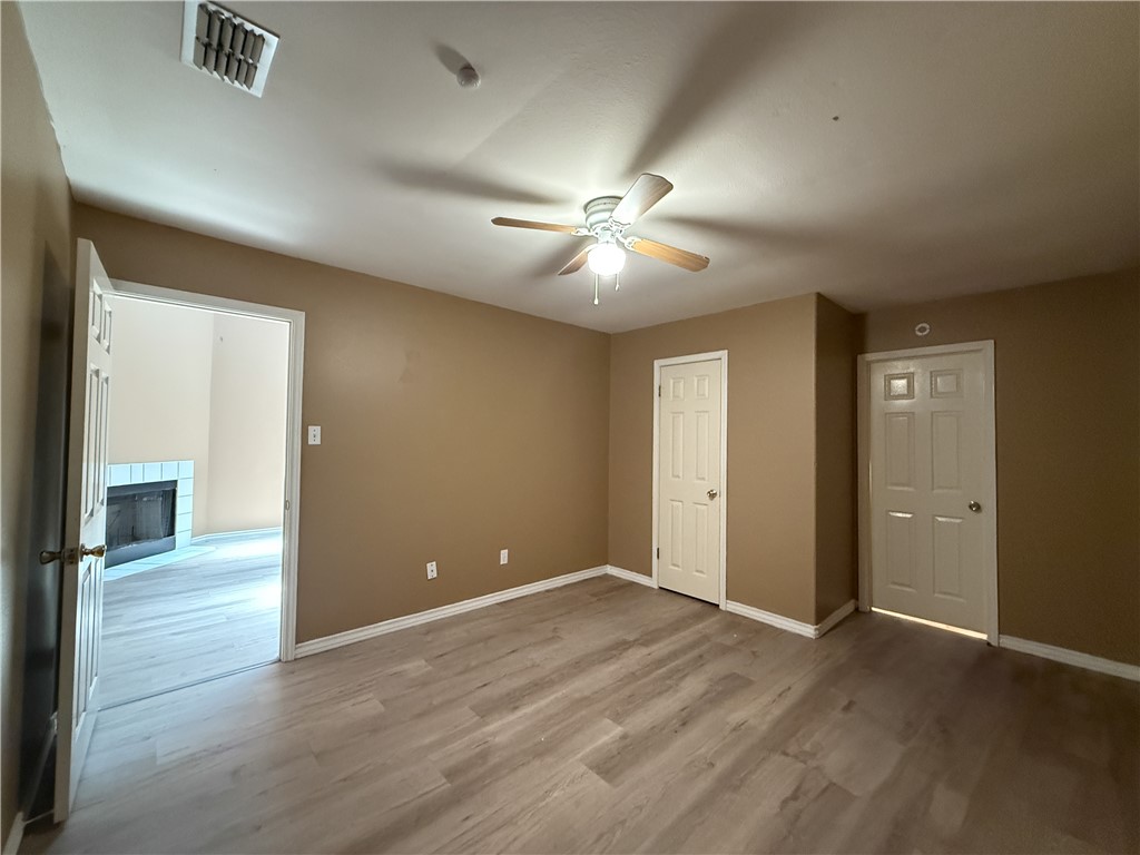1818 Rodd Field Road, Unit E2 Corpus Christi, TX 78412 - Photo 13 of 25