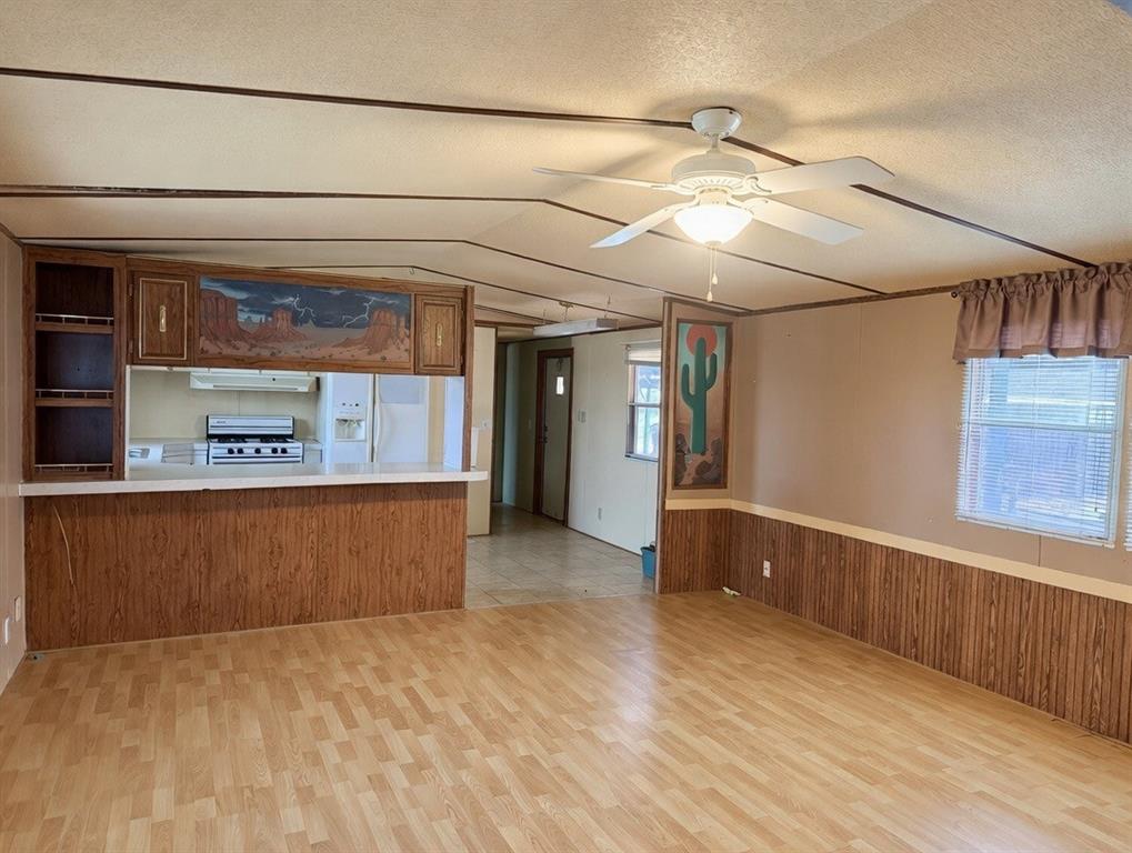 1091 Withers Road Mineral Wells, TX 76067 - Photo 11 of 32