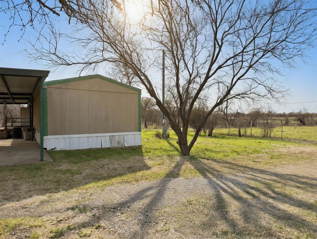 1091 Withers Road Mineral Wells, TX 76067 - Photo 4 of 32