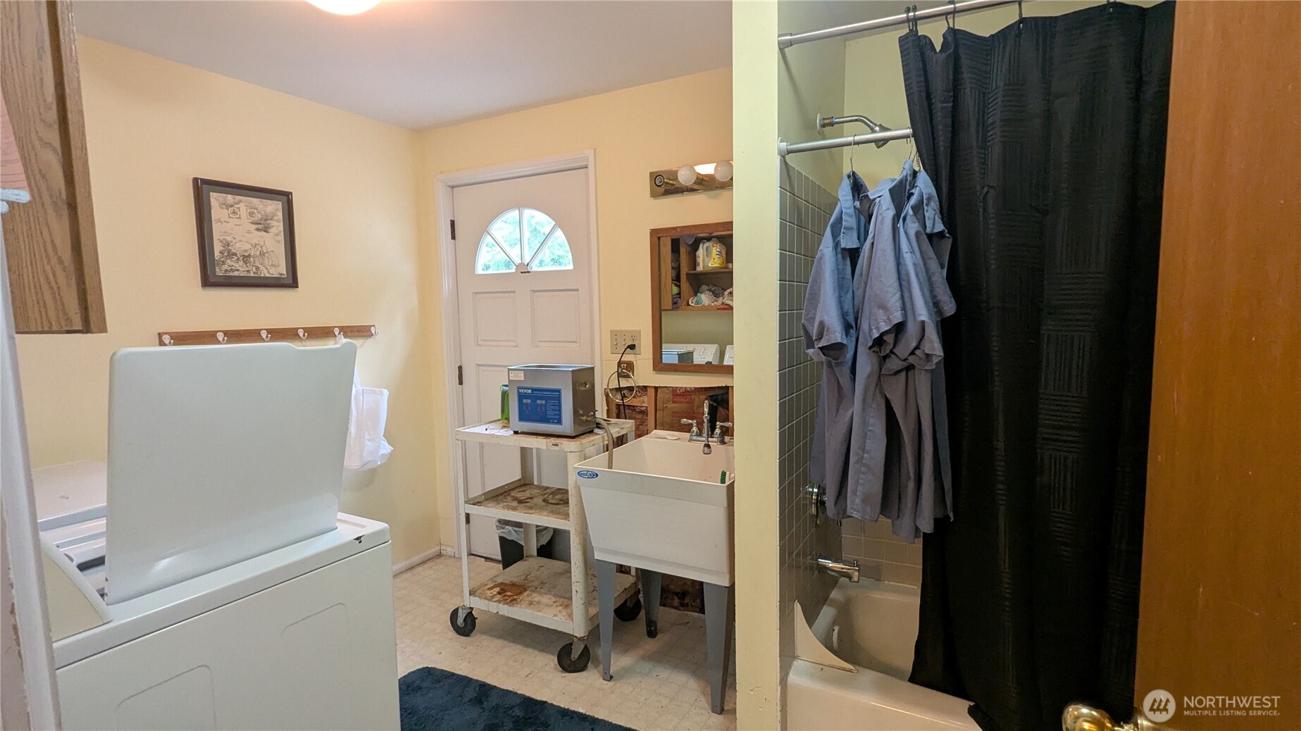 24216 High Bridge Road Monroe, WA 98272 - Photo 14 of 24 a view of living room with furniture and a window