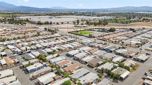 $114,900 | 760 East 9th Street, Unit 117, San Bernardino, CA 92410