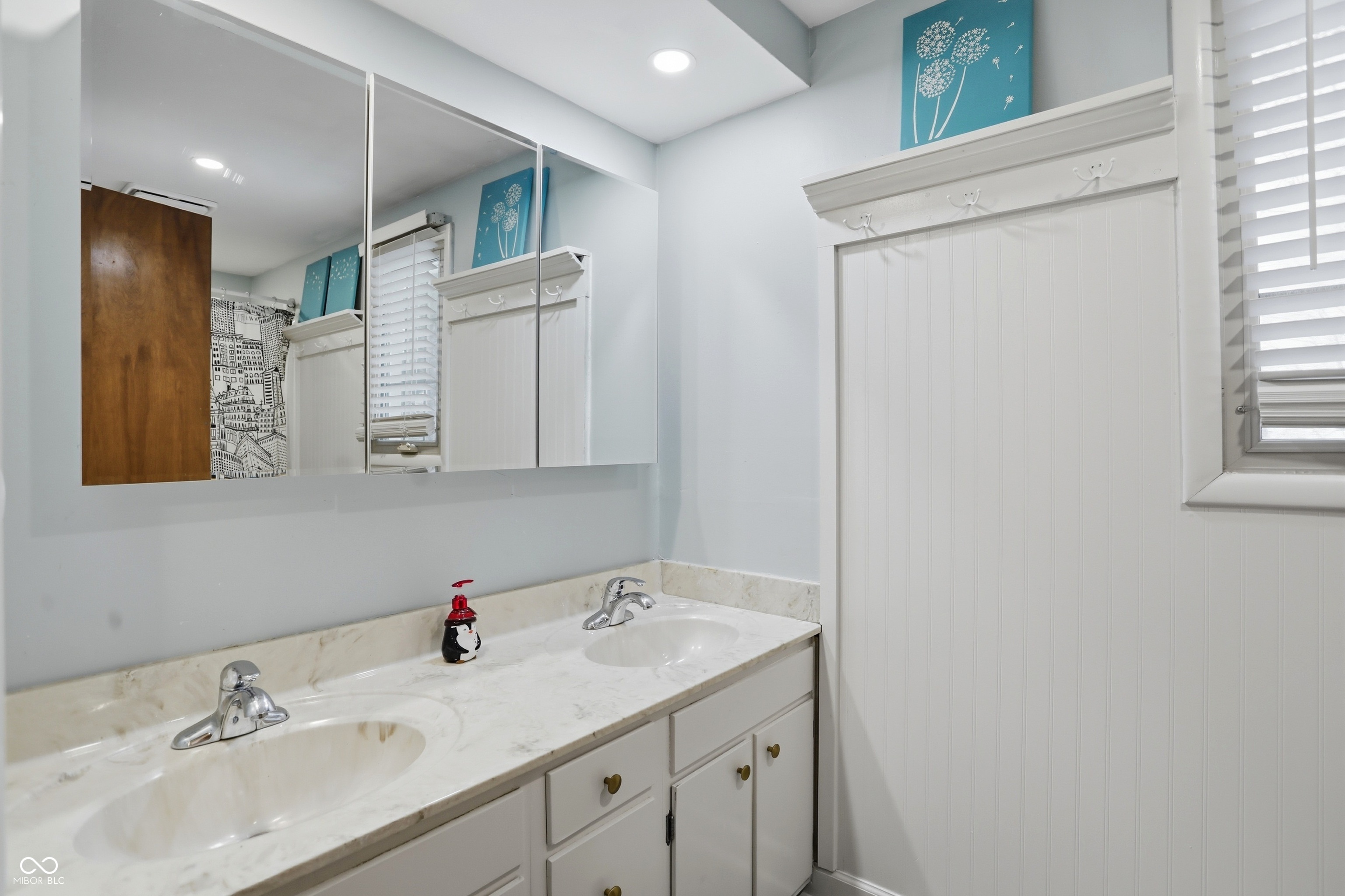 6314 Hythe Road Indianapolis, IN 46220 - Photo 26 of 59 Gallery Image 26