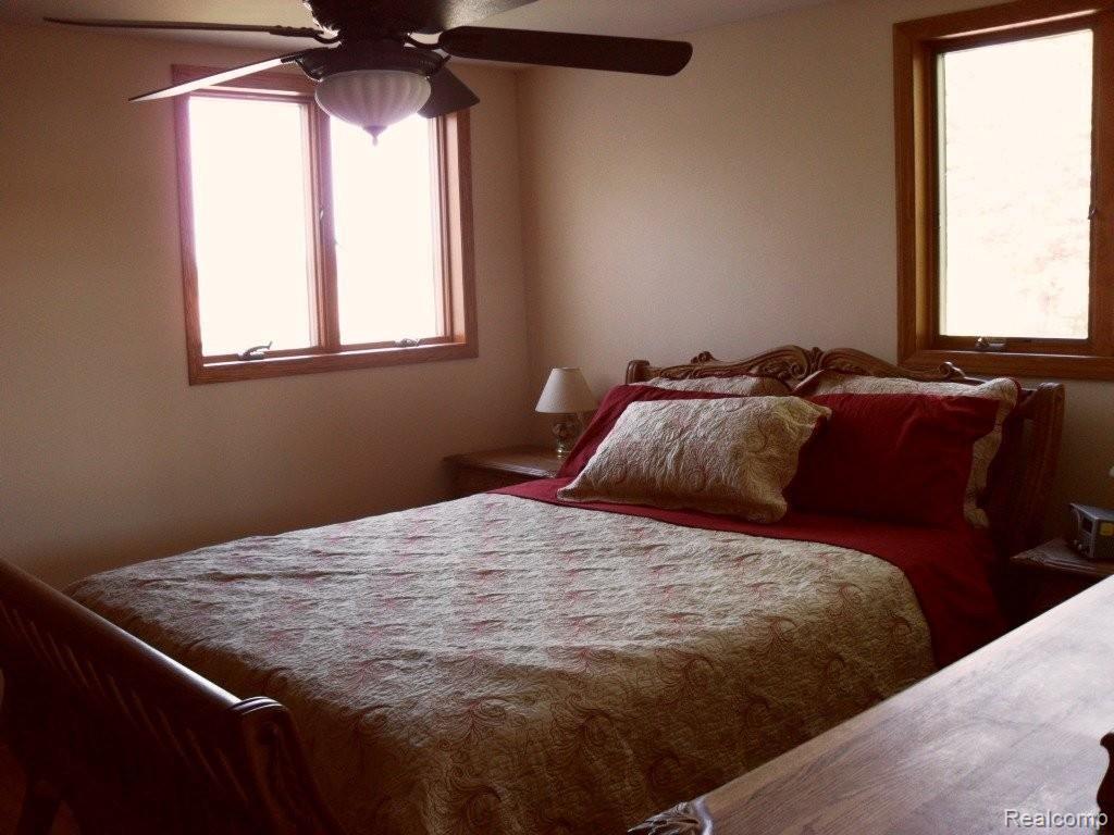 5794 Harris Road Jeddo, MI 48032 - Photo 8 of 18 SDC11124.JPG