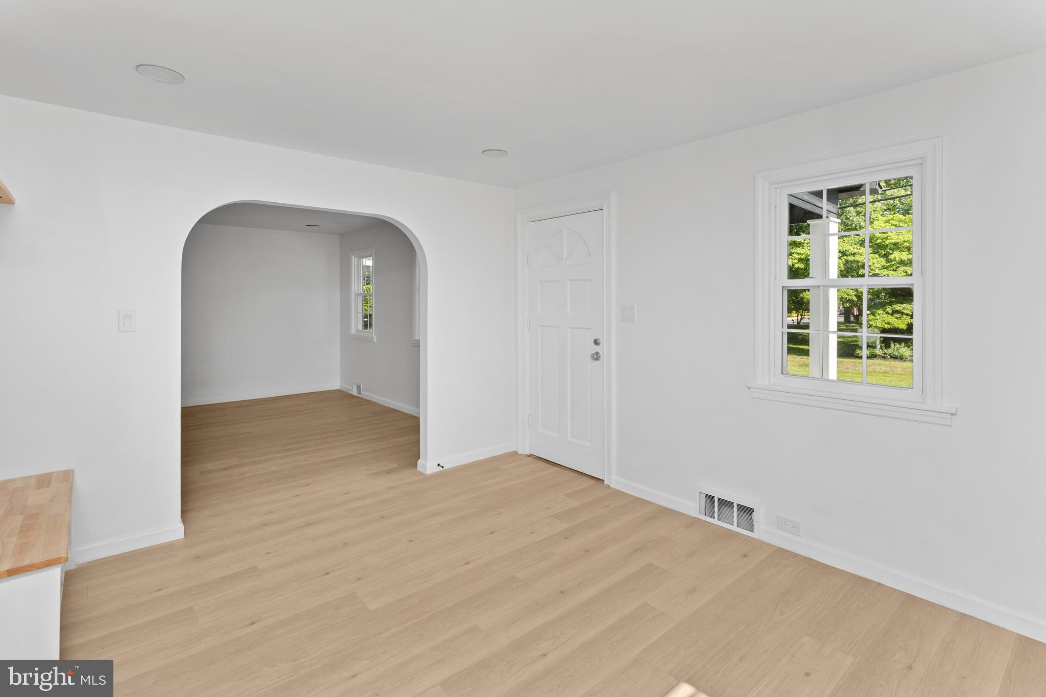 10 Front Street Chesterfield, NJ 08515 - Photo 6 of 30