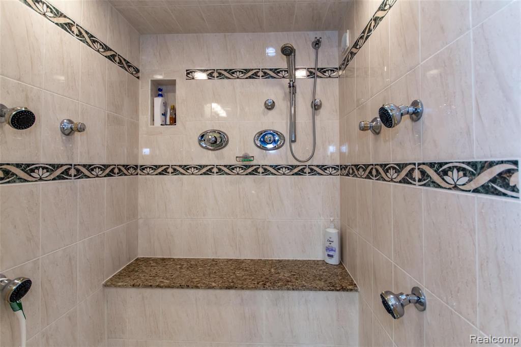 2349 Riverside Pointe Drive St. Joseph, MI 49085 - Photo 27 of 62