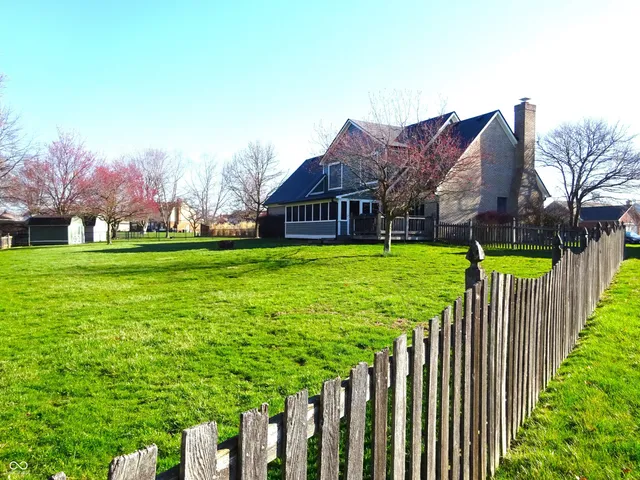 $330,000 | 4729 Chervil Court, Indianapolis, IN 46237