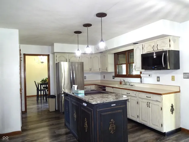 $330,000 | 4729 Chervil Court, Indianapolis, IN 46237