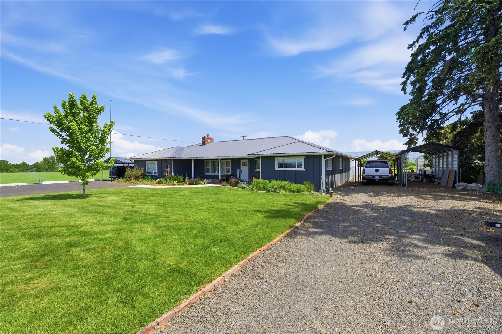 84507 Eastside Road Milton Freewater, OR 97862 - Photo 3 of 37
