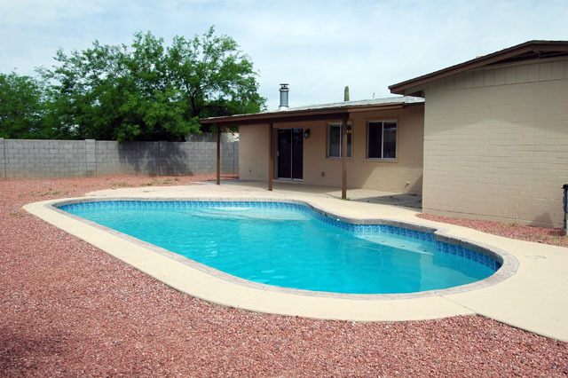 1817 West Utopia Road Phoenix, AZ 85027 - Photo 12 of 12 Pool