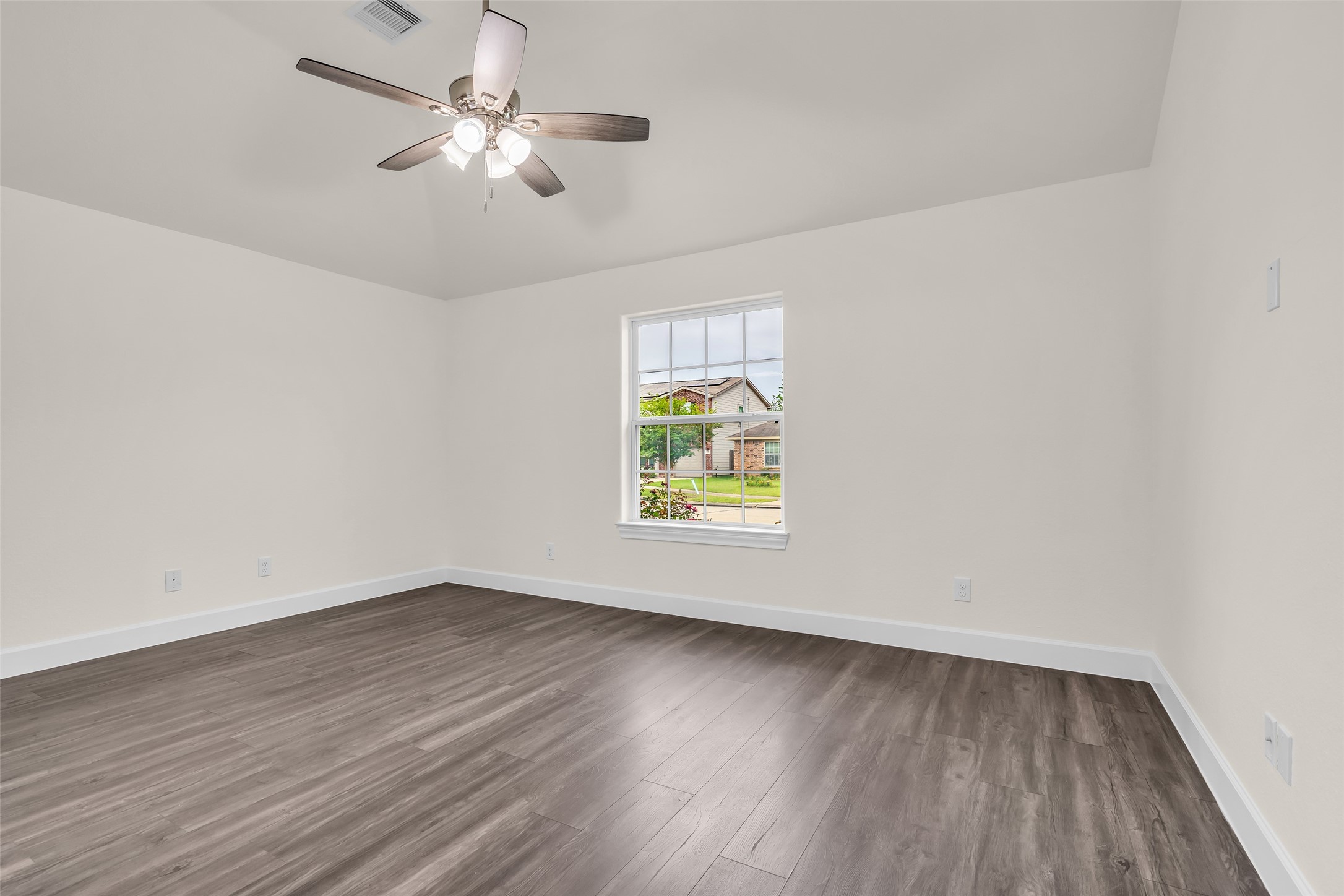 11919 Prosperity Point Drive Houston, TX 77048 - Photo 21 of 25
